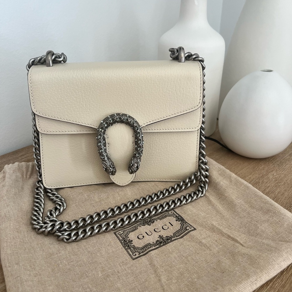 Gucci Cream Crossbody Bag with Silver Chain